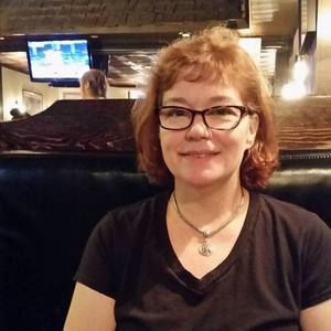 Meet your Posher, Angie